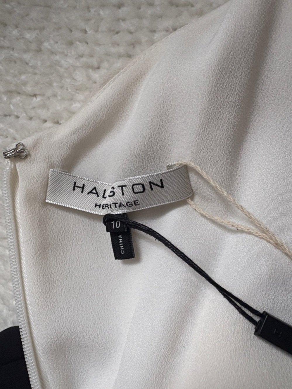 Halston Black and White Cross-Front evening gown - Picture 4 of 5